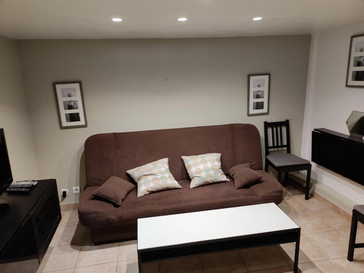 Guest House Drancy Bagian luar foto